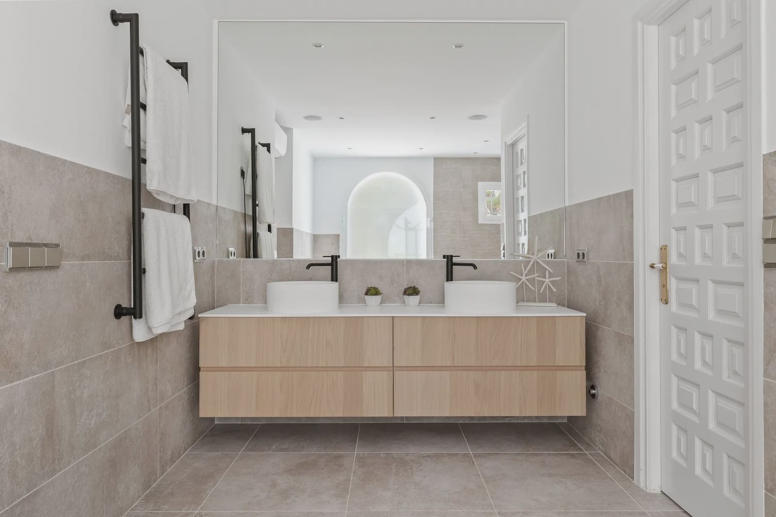 5 soveværelse Villa til salg i Es Cubells med swimmingpool garage - € 5.900.000 (Ref: 8464304)