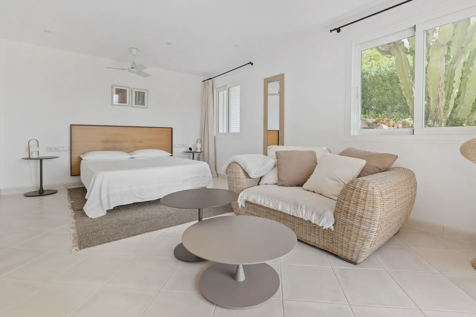 5 soveværelse Villa til salg i Es Cubells med swimmingpool garage - € 5.900.000 (Ref: 8464304)