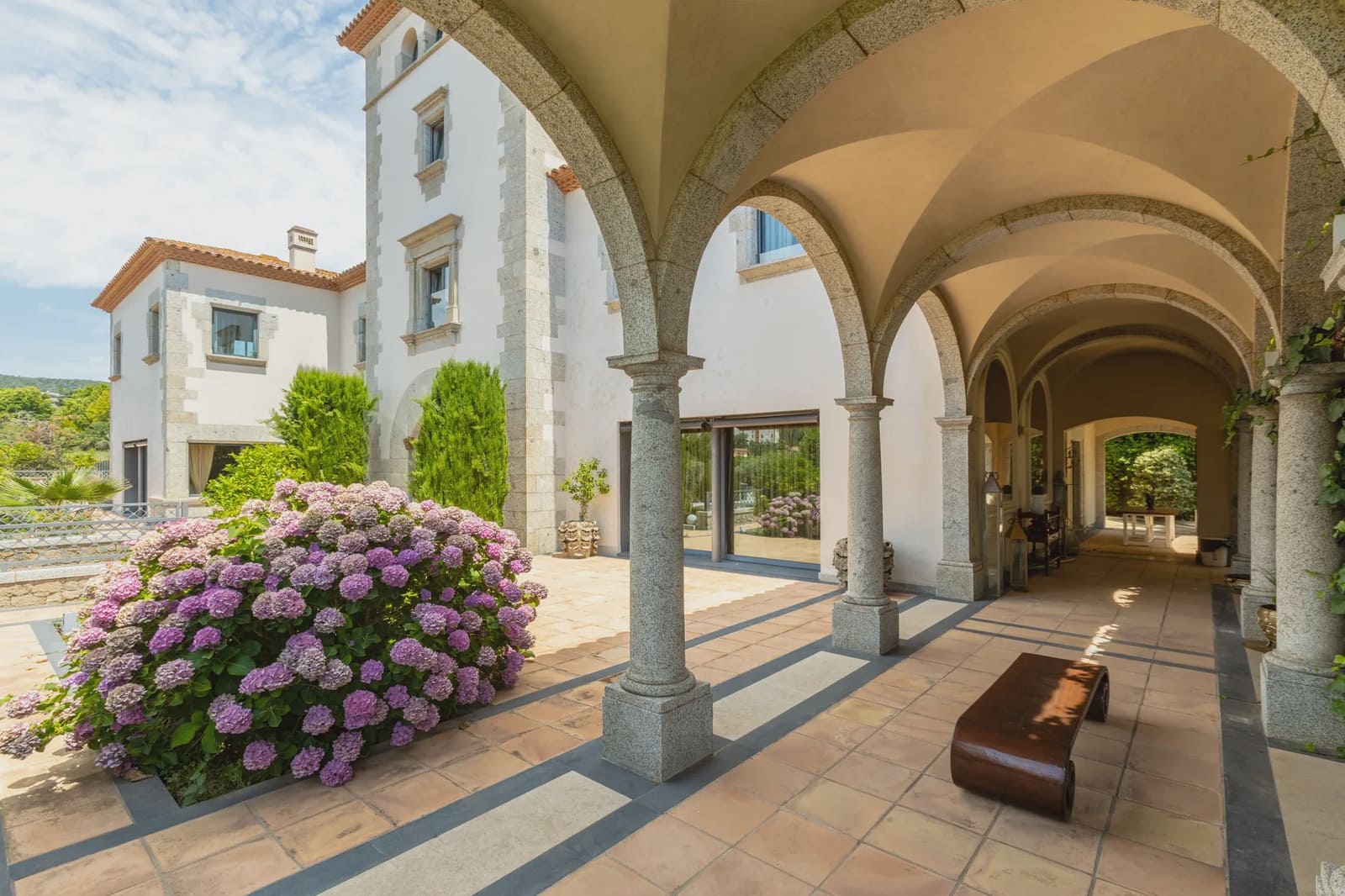 11 soverom Villa til salgs i Sant Andreu de Llavaneres med svømmebasseng garasje - € 6 000 000 (Ref: 8464309)