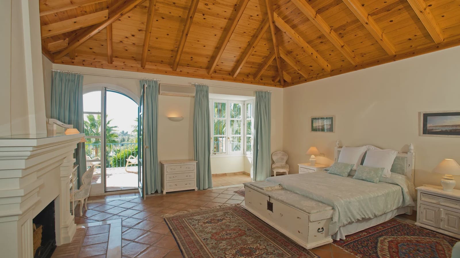 10 soverom Villa til salgs i Marbella med svømmebasseng garasje - € 4 995 000 (Ref: 8464311)