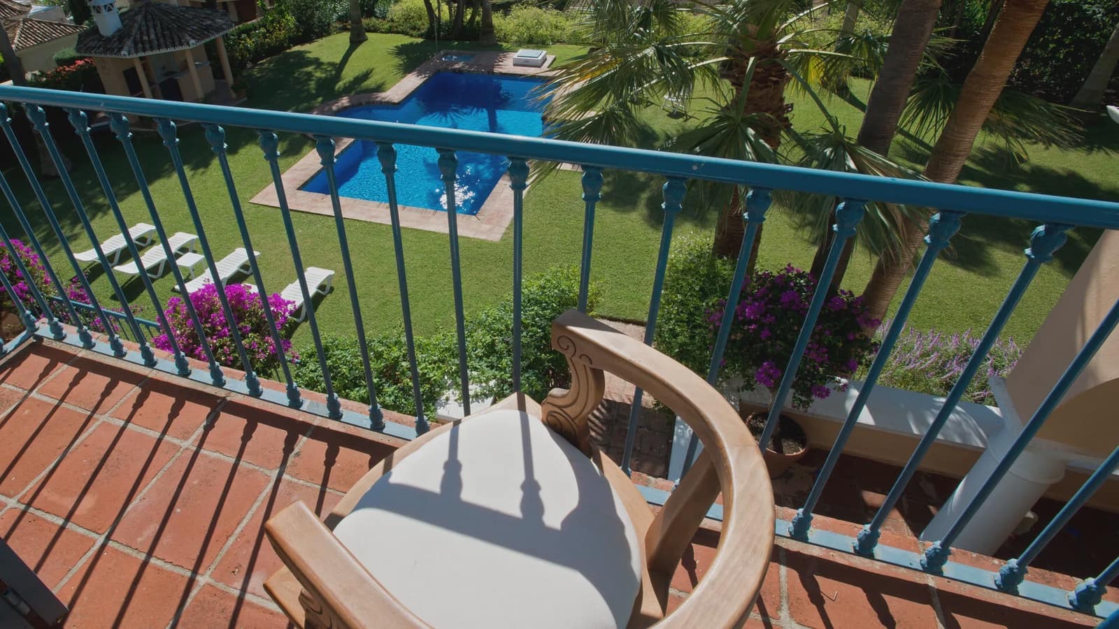 10 soverom Villa til salgs i Marbella med svømmebasseng garasje - € 4 995 000 (Ref: 8464311)