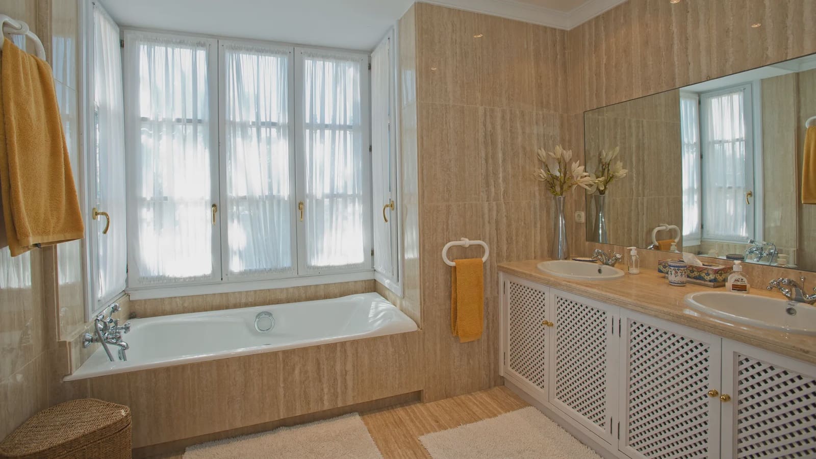 10 soverom Villa til salgs i Marbella med svømmebasseng garasje - € 4 995 000 (Ref: 8464311)