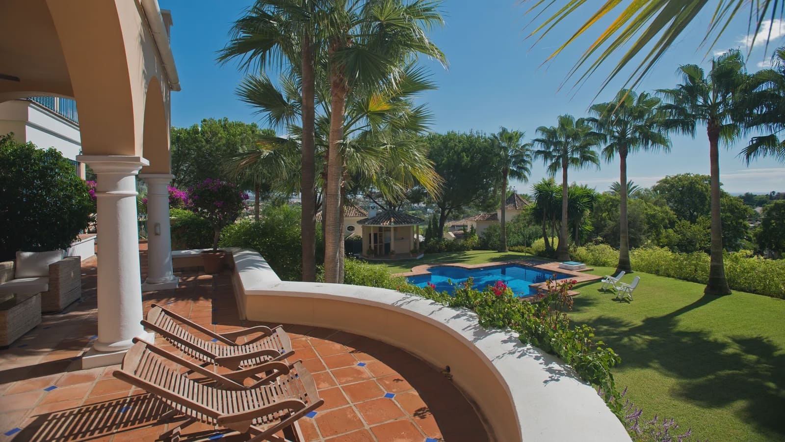 10 soverom Villa til salgs i Marbella med svømmebasseng garasje - € 4 995 000 (Ref: 8464311)