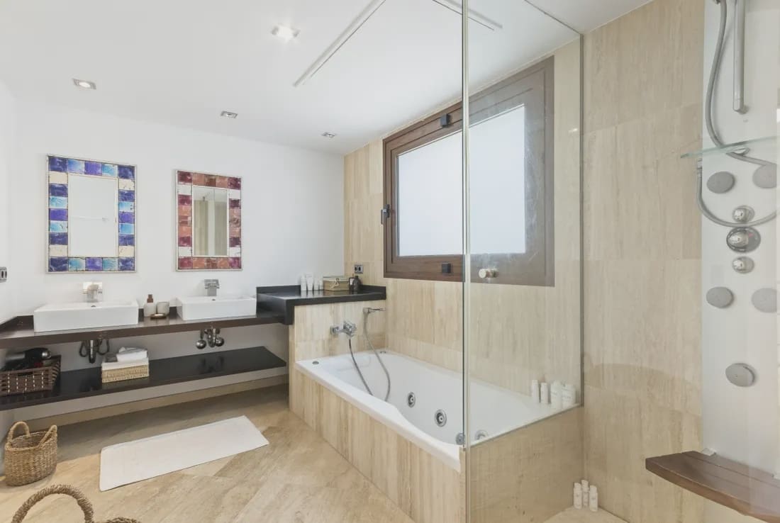 5 soveværelse Villa til salg i San Jose / Sant Josep de Sa Talaia med swimmingpool garage - € 3.900.000 (Ref: 8464315)