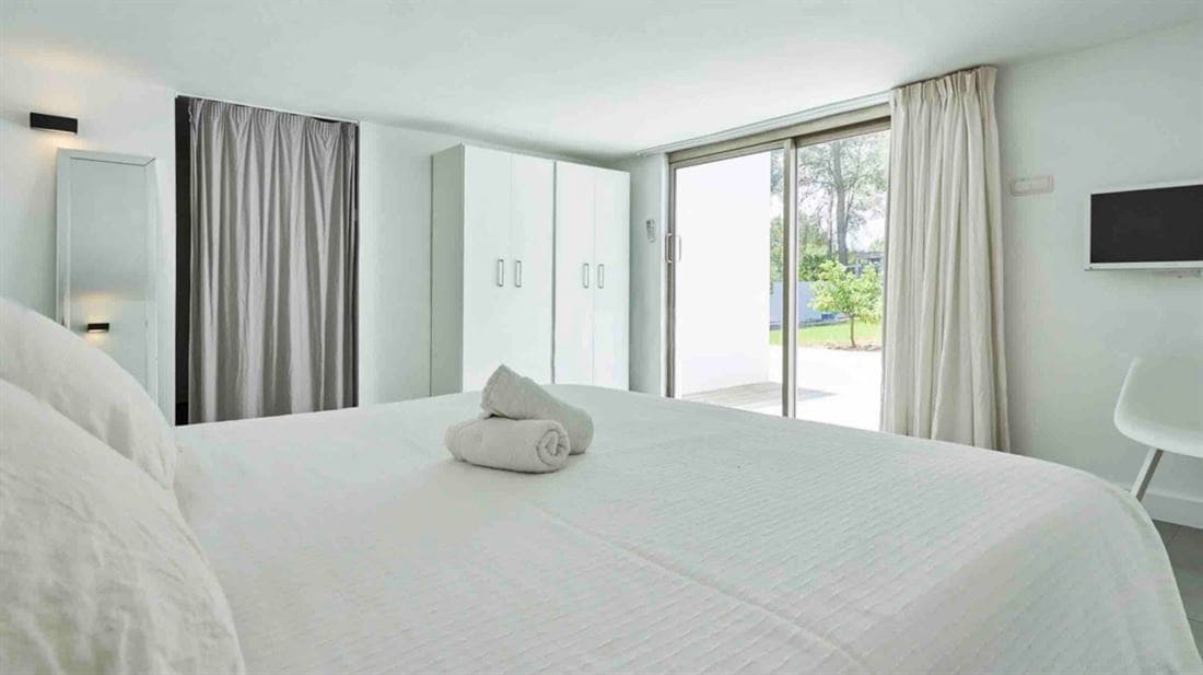 4 sypialnia Willa na sprzedaż w Santa Gertrudis de Fruitera z basenem garażem - 4 000 000 € (Ref: 8464316)