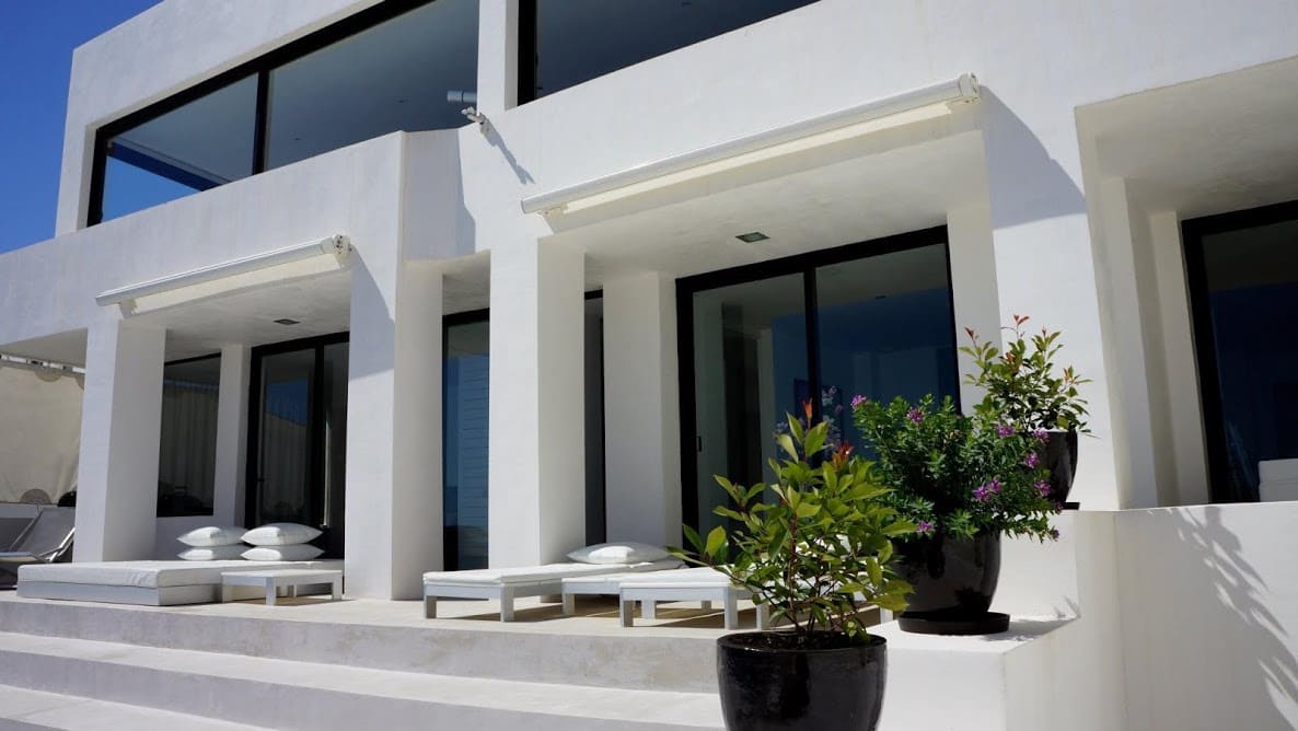 5 soveværelse Villa til salg i Roca Llisa med swimmingpool garage - € 3.290.000 (Ref: 8464317)