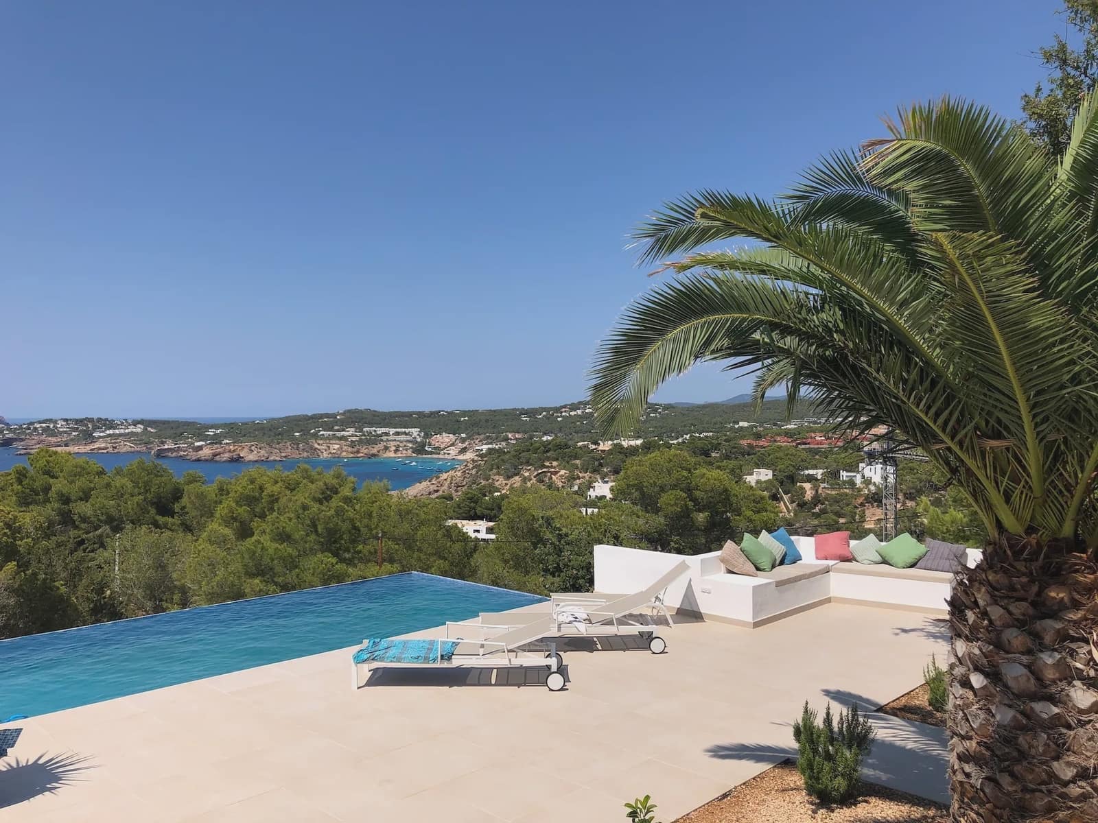 4 soverom Villa til salgs i Cala Moli med svømmebasseng garasje - € 3 720 000 (Ref: 8464319)