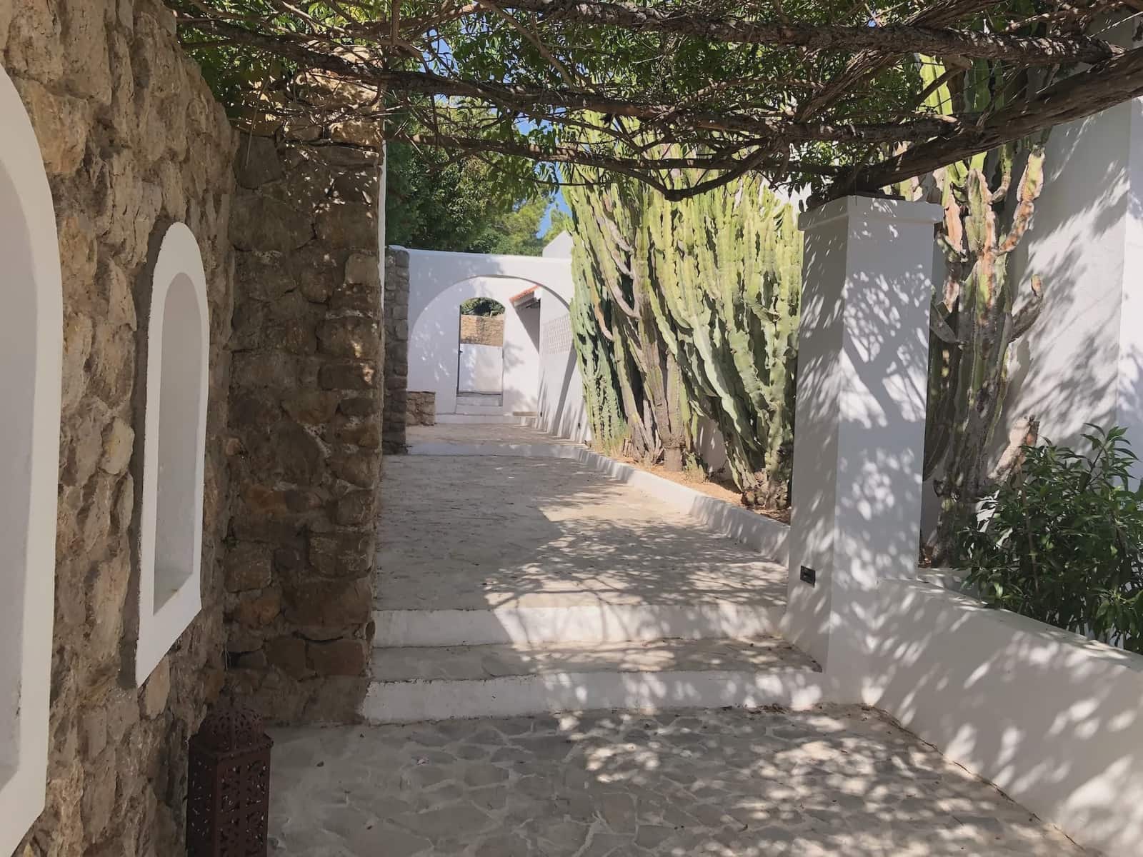 4 soverom Villa til salgs i Cala Moli med svømmebasseng garasje - € 3 720 000 (Ref: 8464319)