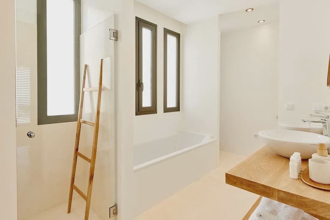 6 bedroom Villa for sale in Santa Eulalia / Santa Eularia with pool garage - € 5,500,000 (Ref: 8464321)