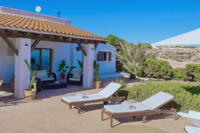 5 chambre Villa/Maison à vendre à Sant Francesc de Formentera, Formentera municipalité avec piscine garage - 6 000 000 € (Ref: 8464322)