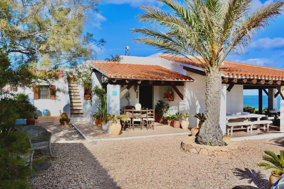 5 soveværelse Villa til salg i Sant Francesc de Formentera med swimmingpool garage - € 6.000.000 (Ref: 8464322)