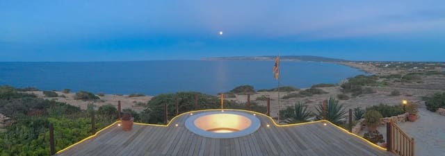 4 chambre Villa/Maison à vendre à Sant Francesc de Formentera, Formentera municipalité avec piscine garage - 4 200 000 € (Ref: 8464325)