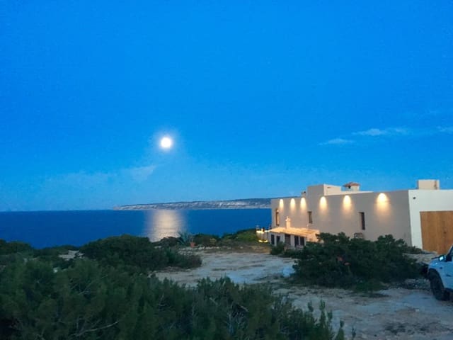 4 chambre Villa/Maison à vendre à Sant Francesc de Formentera, Formentera municipalité avec piscine garage - 4 200 000 € (Ref: 8464325)