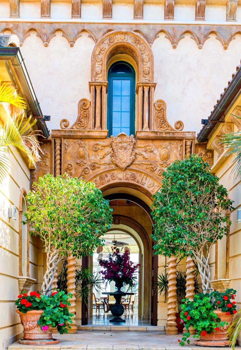 10 soverom Villa til salgs i Marbella del Este med svømmebasseng garasje - € 30 000 000 (Ref: 8464326)