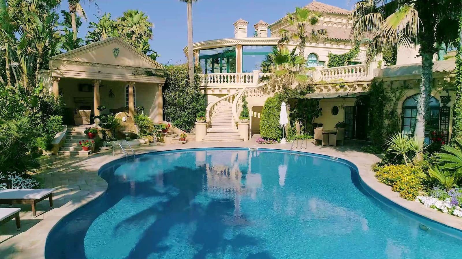 10 soverom Villa til salgs i Marbella del Este med svømmebasseng garasje - € 30 000 000 (Ref: 8464326)