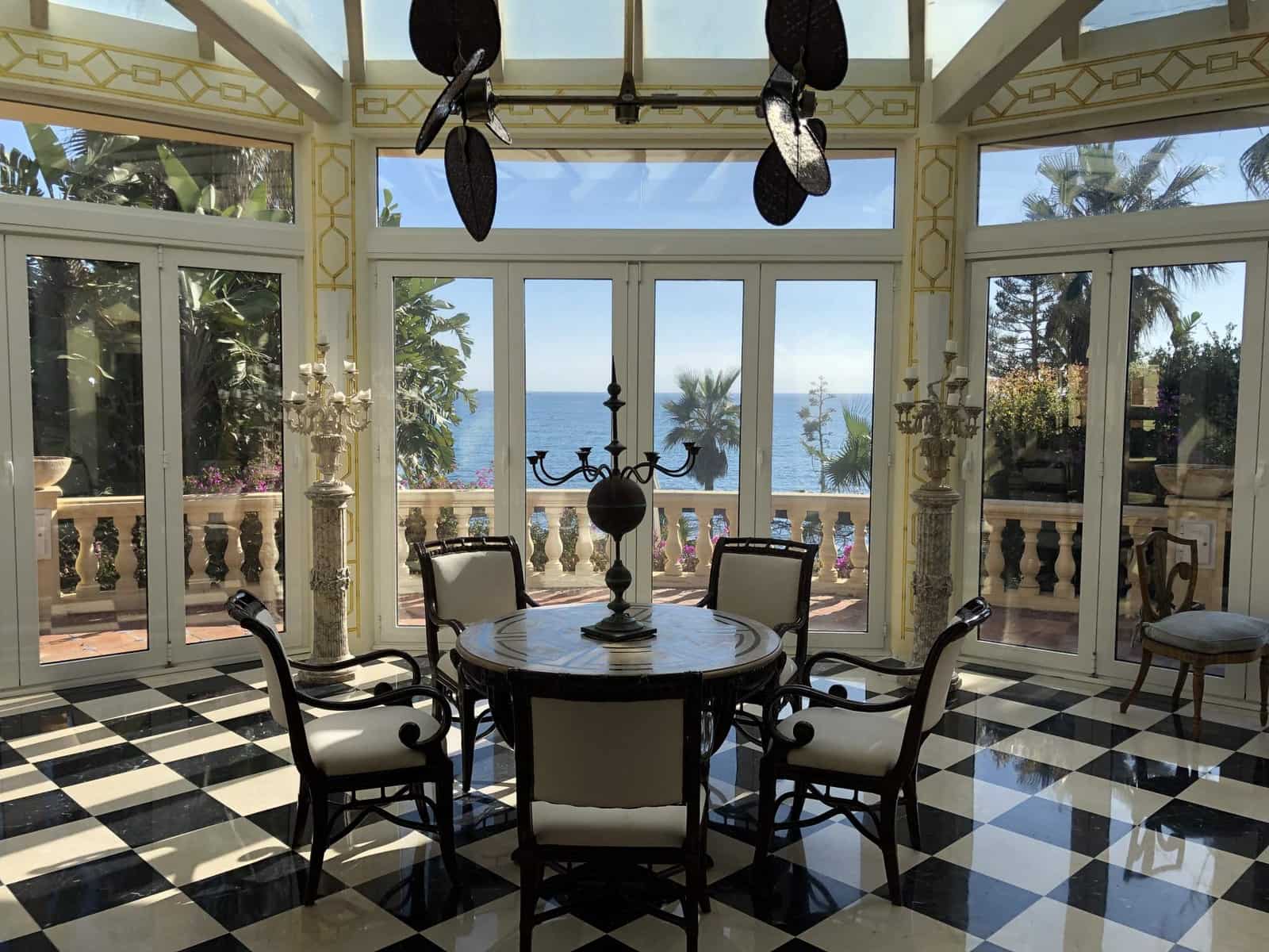 10 soverom Villa til salgs i Marbella del Este med svømmebasseng garasje - € 30 000 000 (Ref: 8464326)