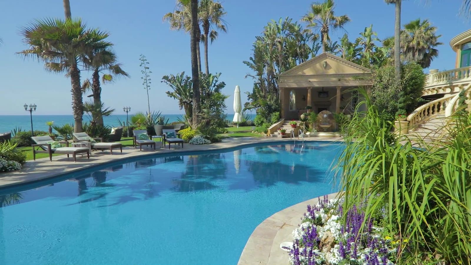 10 soverom Villa til salgs i Marbella del Este med svømmebasseng garasje - € 30 000 000 (Ref: 8464326)