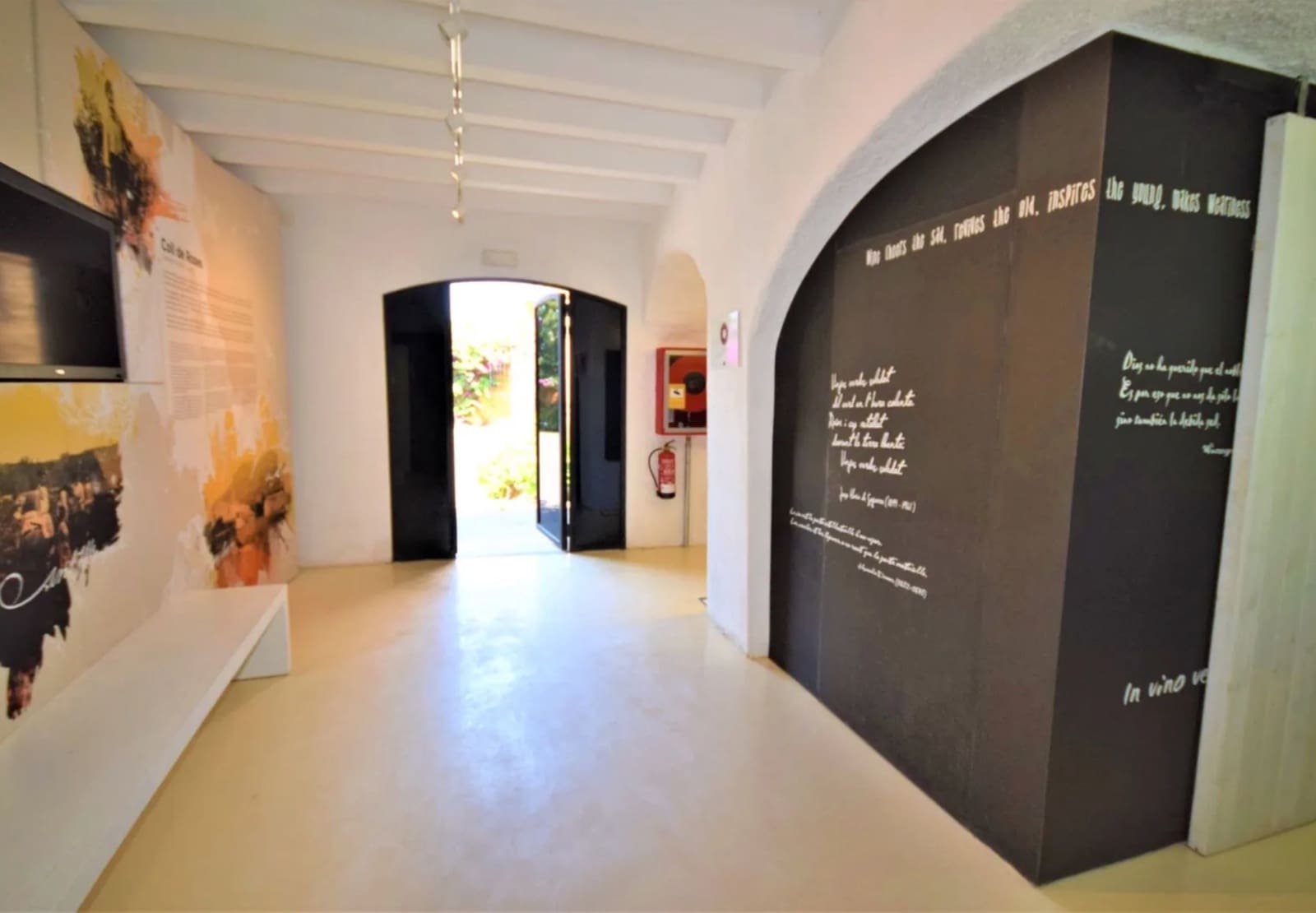 10 soveværelse Finca/Landehus til salg i Roses med swimmingpool garage - € 4.700.000 (Ref: 8464329)