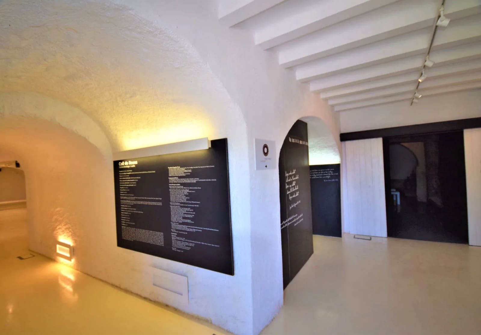 10 soveværelse Finca/Landehus til salg i Roses med swimmingpool garage - € 4.700.000 (Ref: 8464329)