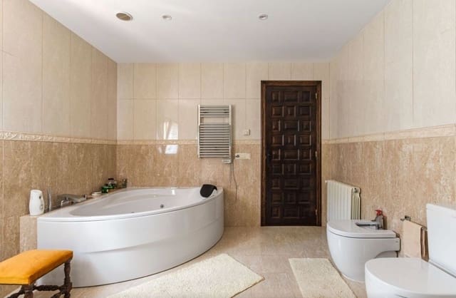 4 camera da letto Finca/Casa di Campagna in vendita in Castell d'Aro, Castell-Platja d'Aro con piscina garage - 1.250.000 € (Rif: 8464330)