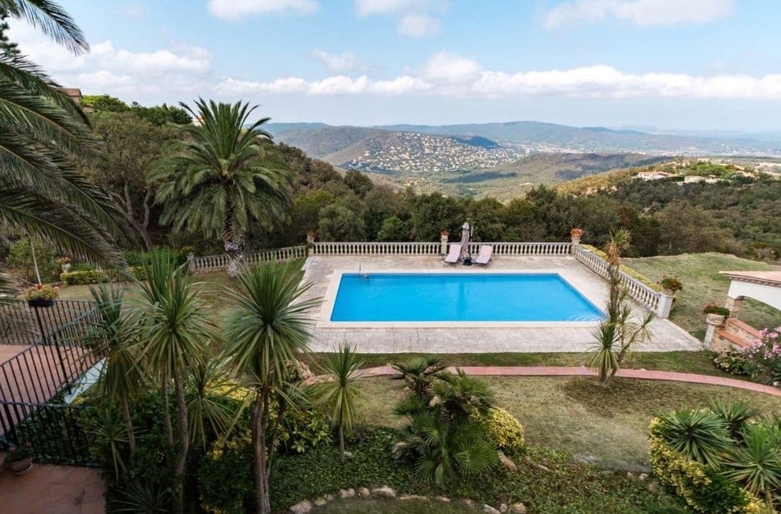 4 soveværelse Finca/Landehus til salg i Castell d'Aro med swimmingpool garage - € 1.250.000 (Ref: 8464330)