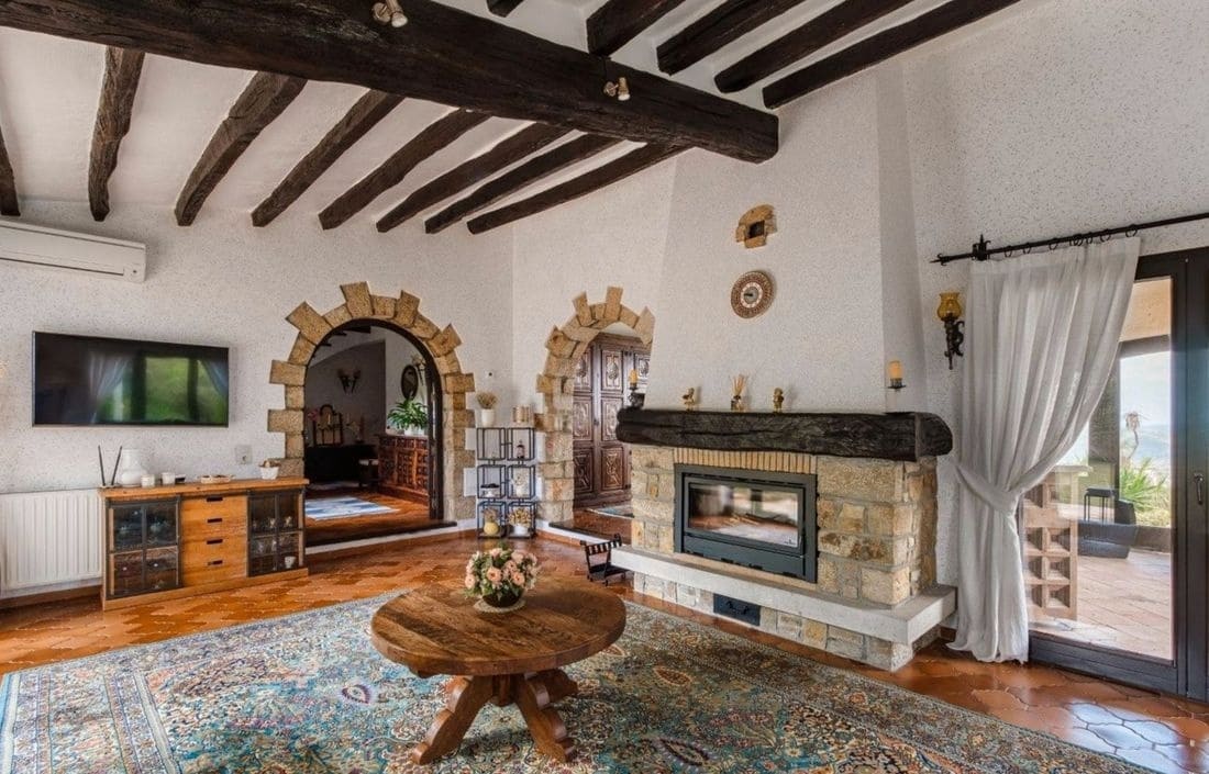 4 soveværelse Finca/Landehus til salg i Castell d'Aro med swimmingpool garage - € 1.250.000 (Ref: 8464330)