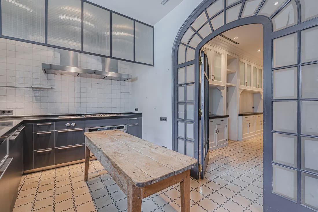 5 slaapkamer Villa te koop in Barcelona stad met zwembad garage - € 3.600.000 (Ref: 8464335)