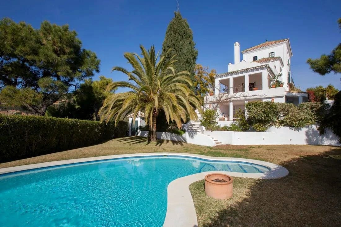 6 soverom Villa til salgs i Marbella med svømmebasseng garasje - € 2 750 000 (Ref: 8464337)