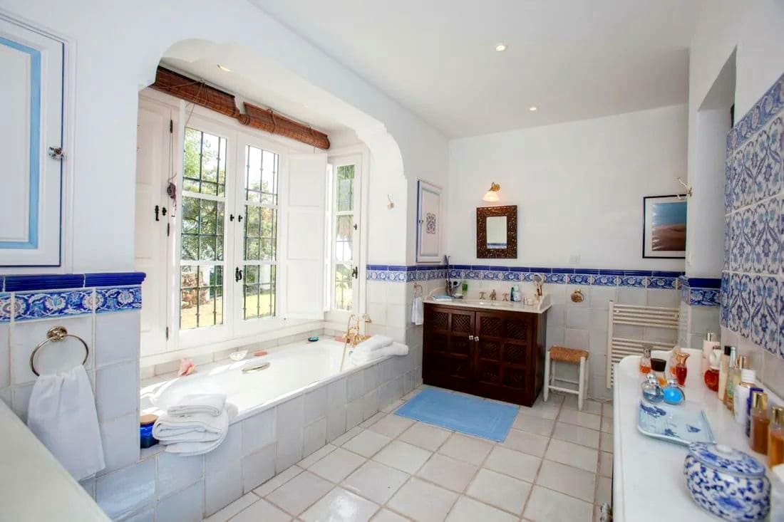 6 soverom Villa til salgs i Marbella med svømmebasseng garasje - € 2 750 000 (Ref: 8464337)