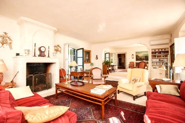 6 soverom Villa til salgs i Marbella med svømmebasseng garasje - € 2 750 000 (Ref: 8464337)