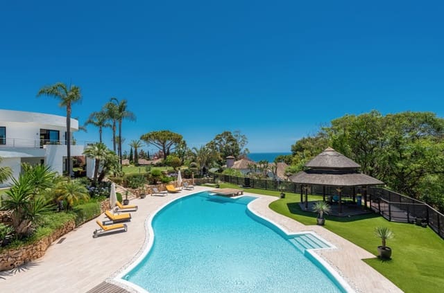 7 makuuhuone Huvila myytävänä paikassa Marbella mukana uima-altaan 
autotalli - 8 900 000 € (Ref: 8464339)