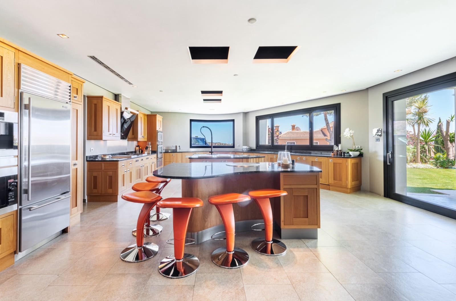 7 makuuhuone Huvila myytävänä paikassa Marbella mukana uima-altaan 
autotalli - 8 900 000 € (Ref: 8464339)