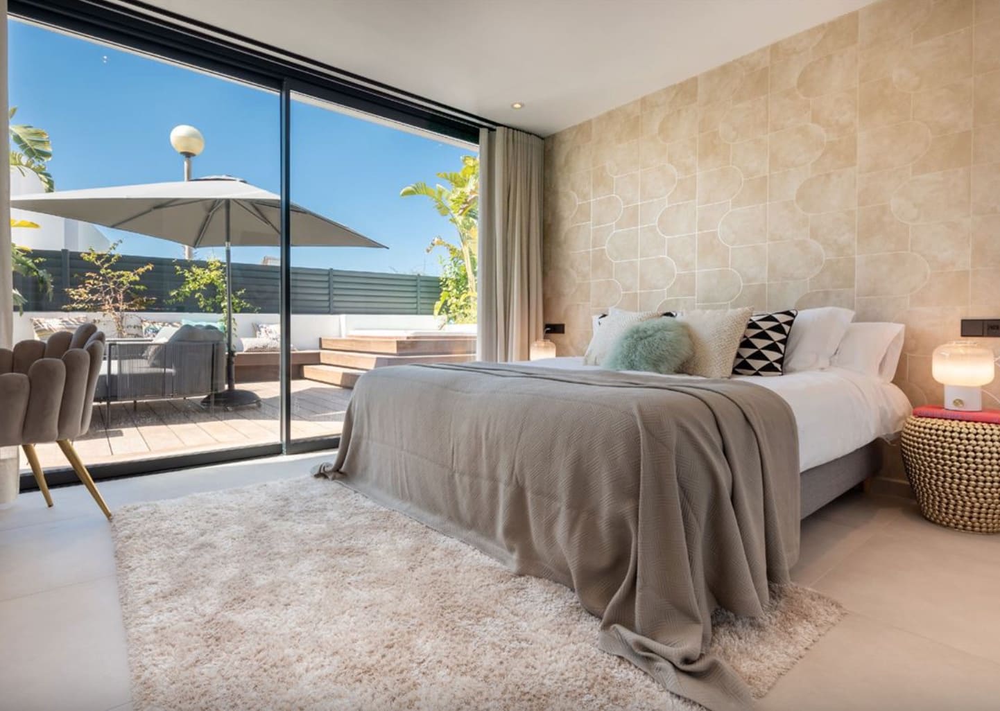 6 soveværelse Villa til salg i Nuestra Senora de Jesus med swimmingpool garage - € 3.600.000 (Ref: 8464341)