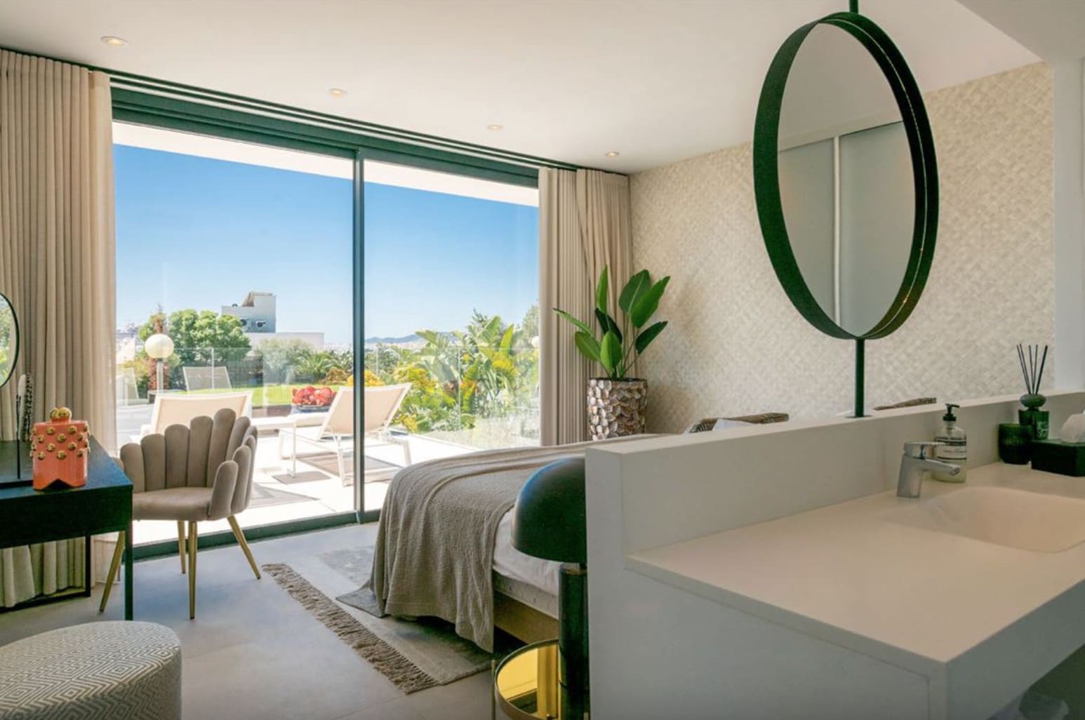 6 soveværelse Villa til salg i Nuestra Senora de Jesus med swimmingpool garage - € 3.600.000 (Ref: 8464341)