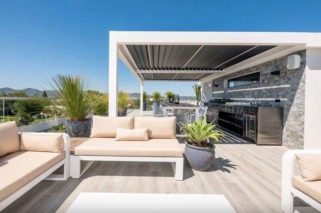 6 soverom Villa til salgs i Nuestra Señora de Jesus, Santa Eulalia / Santa Eularia med svømmebasseng garasje - € 3 600 000 (Ref: 8464341)