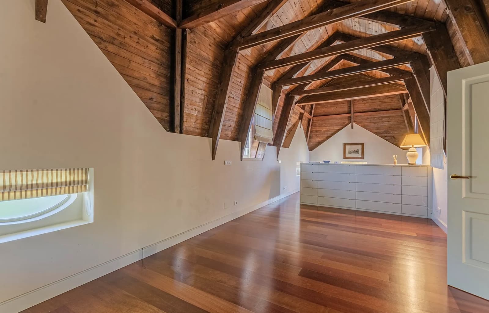 9 slaapkamer Villa te koop in Barcelona stad met zwembad garage - € 7.950.000 (Ref: 8464343)