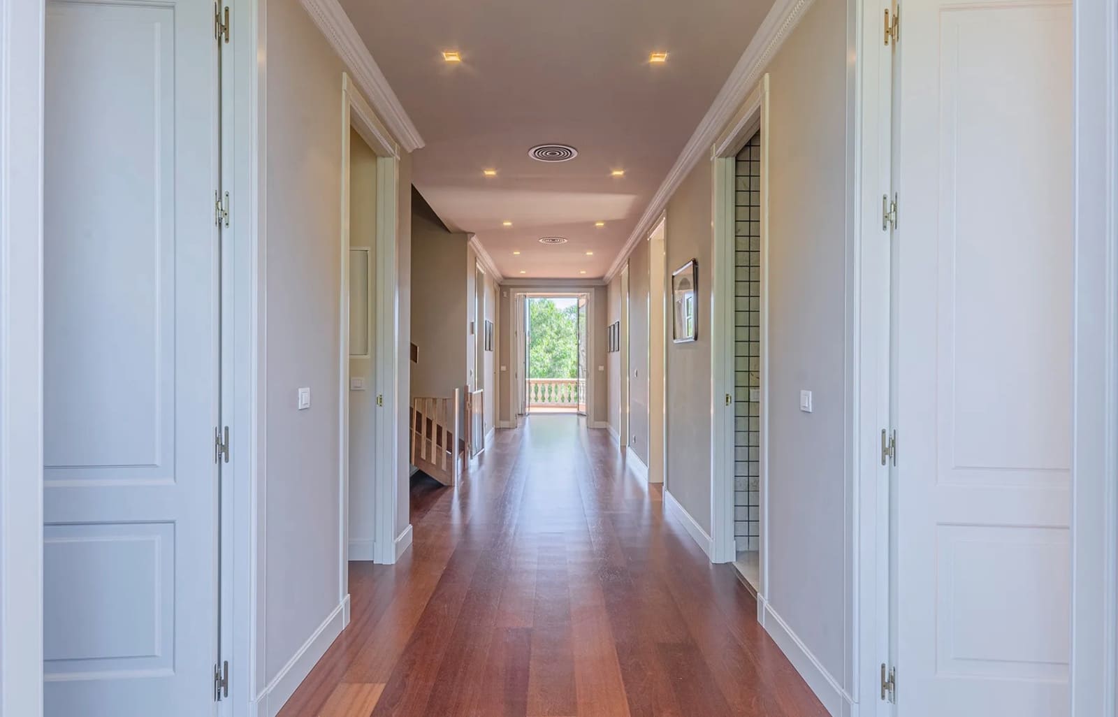 9 slaapkamer Villa te koop in Barcelona stad met zwembad garage - € 7.950.000 (Ref: 8464343)