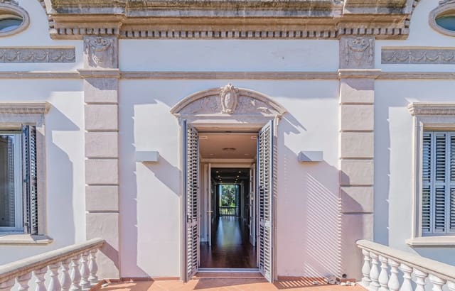 9 makuuhuone Huvila myytävänä paikassa Barcelona kaupunki mukana uima-altaan 
autotalli - 7 950 000 € (Ref: 8464343)