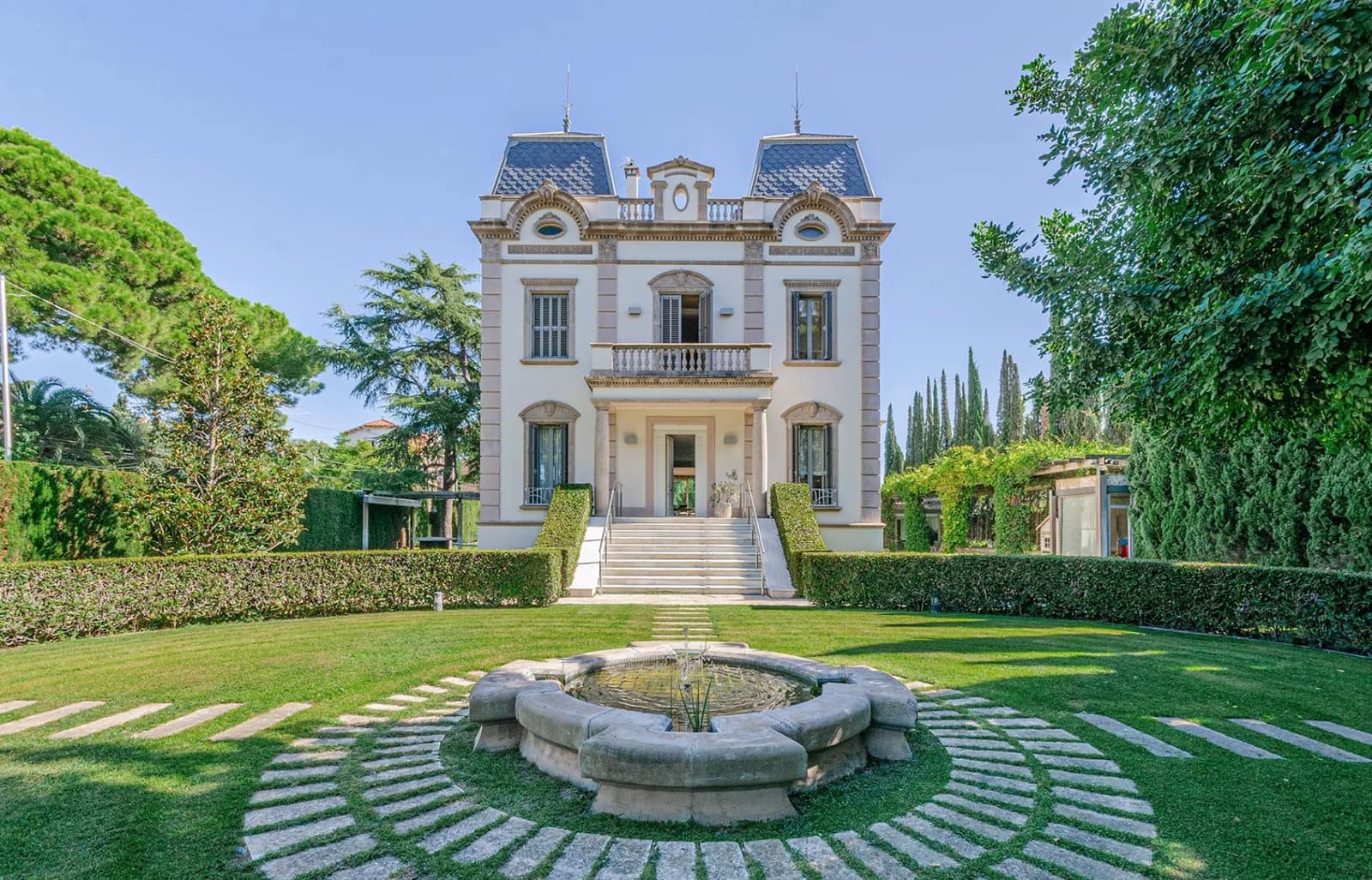 9 slaapkamer Villa te koop in Barcelona stad met zwembad garage - € 7.950.000 (Ref: 8464343)