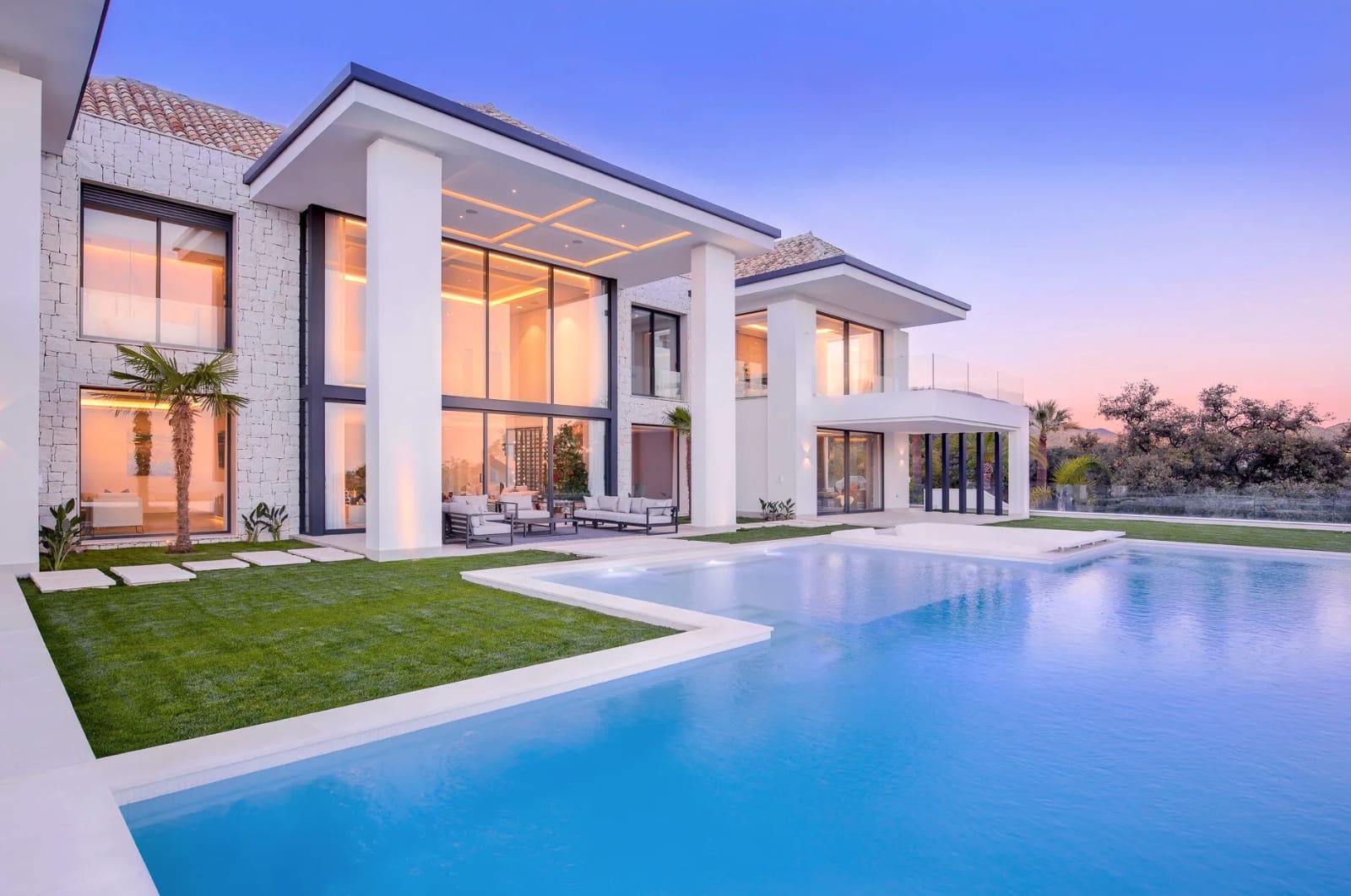 6 soverom Villa til salgs i Marbella med svømmebasseng garasje - € 6 950 000 (Ref: 8464344)