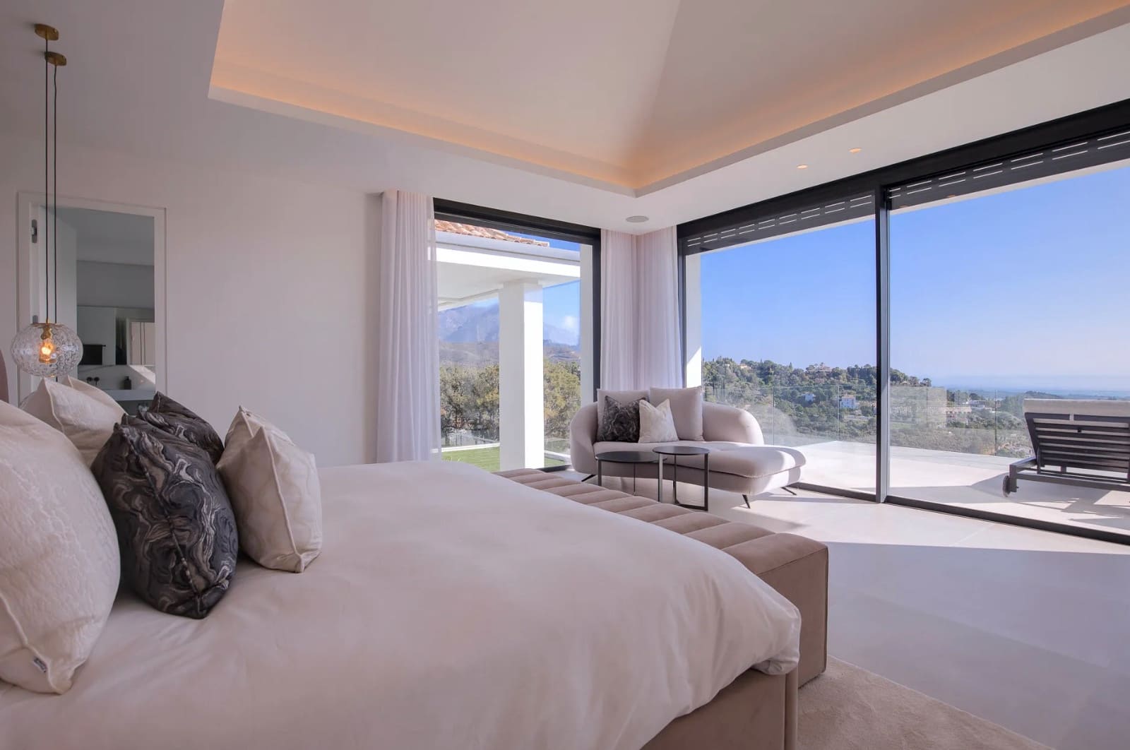 6 soverom Villa til salgs i Marbella med svømmebasseng garasje - € 6 950 000 (Ref: 8464344)