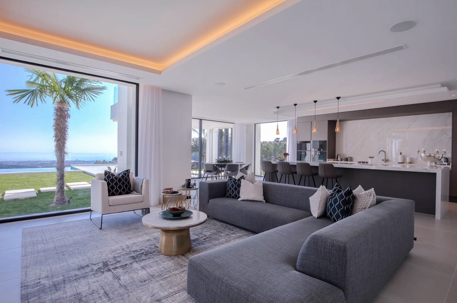 6 soverom Villa til salgs i Marbella med svømmebasseng garasje - € 6 950 000 (Ref: 8464344)