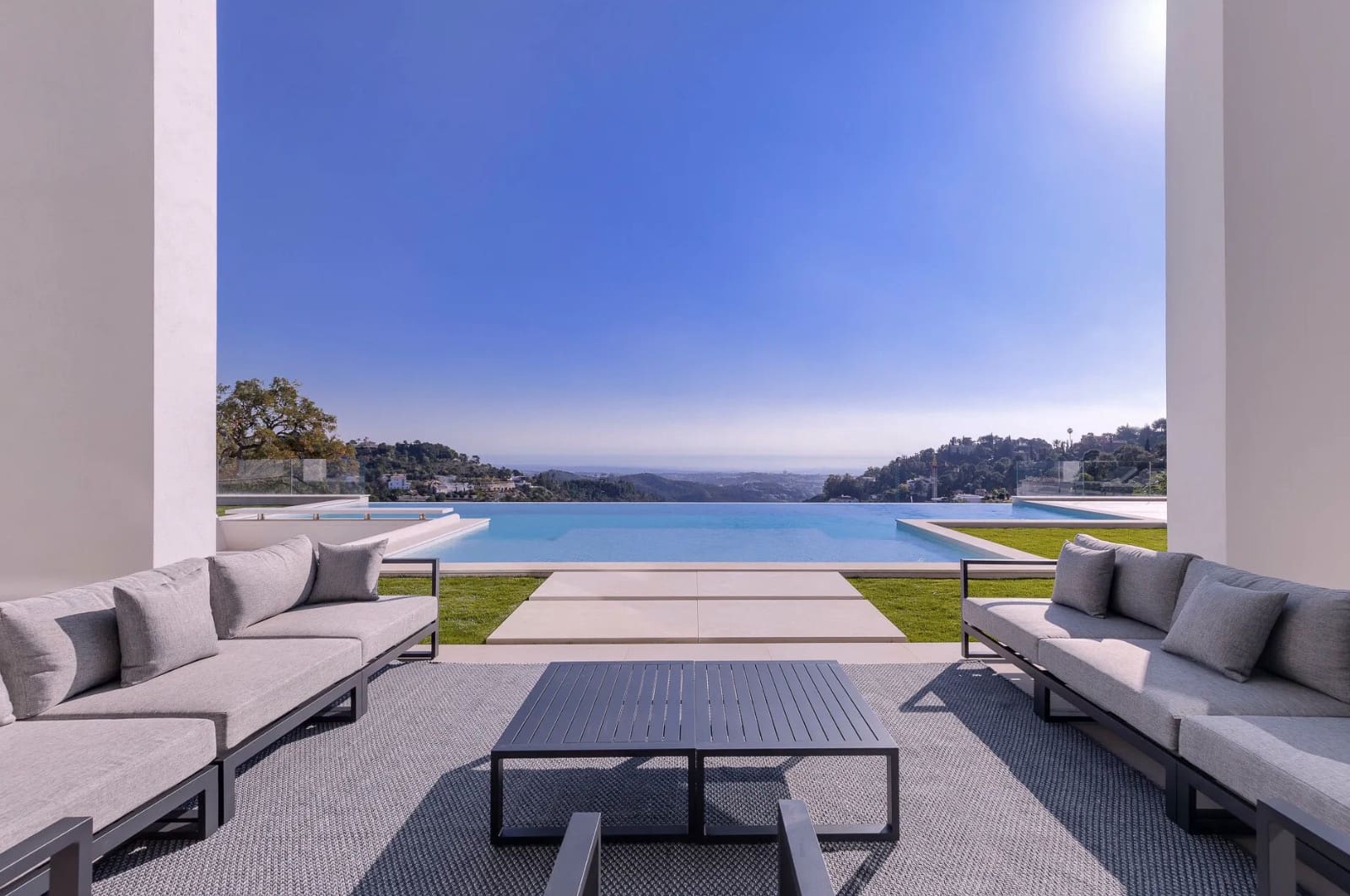 6 soverom Villa til salgs i Marbella med svømmebasseng garasje - € 6 950 000 (Ref: 8464344)