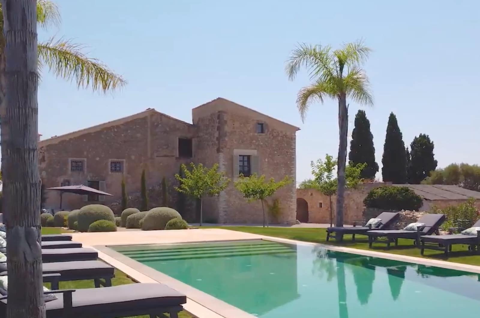 6 soveværelse Villa til salg i Alaro med swimmingpool garage - € 6.850.000 (Ref: 8464345)