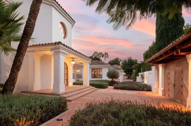 8 quarto Moradia para venda em Marbella com piscina garagem - 28 900 000 € (Ref: 8464346)