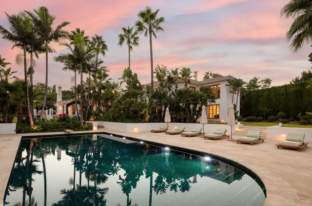 8 quarto Moradia para venda em Marbella com piscina garagem - 28 900 000 € (Ref: 8464346)