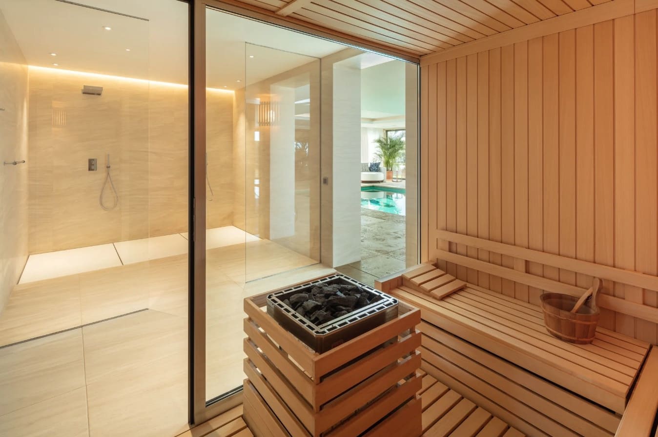 9 Zimmer Villa zu verkaufen in Marbella mit Pool Garage - 27.500.000 € (Ref: 8464347)