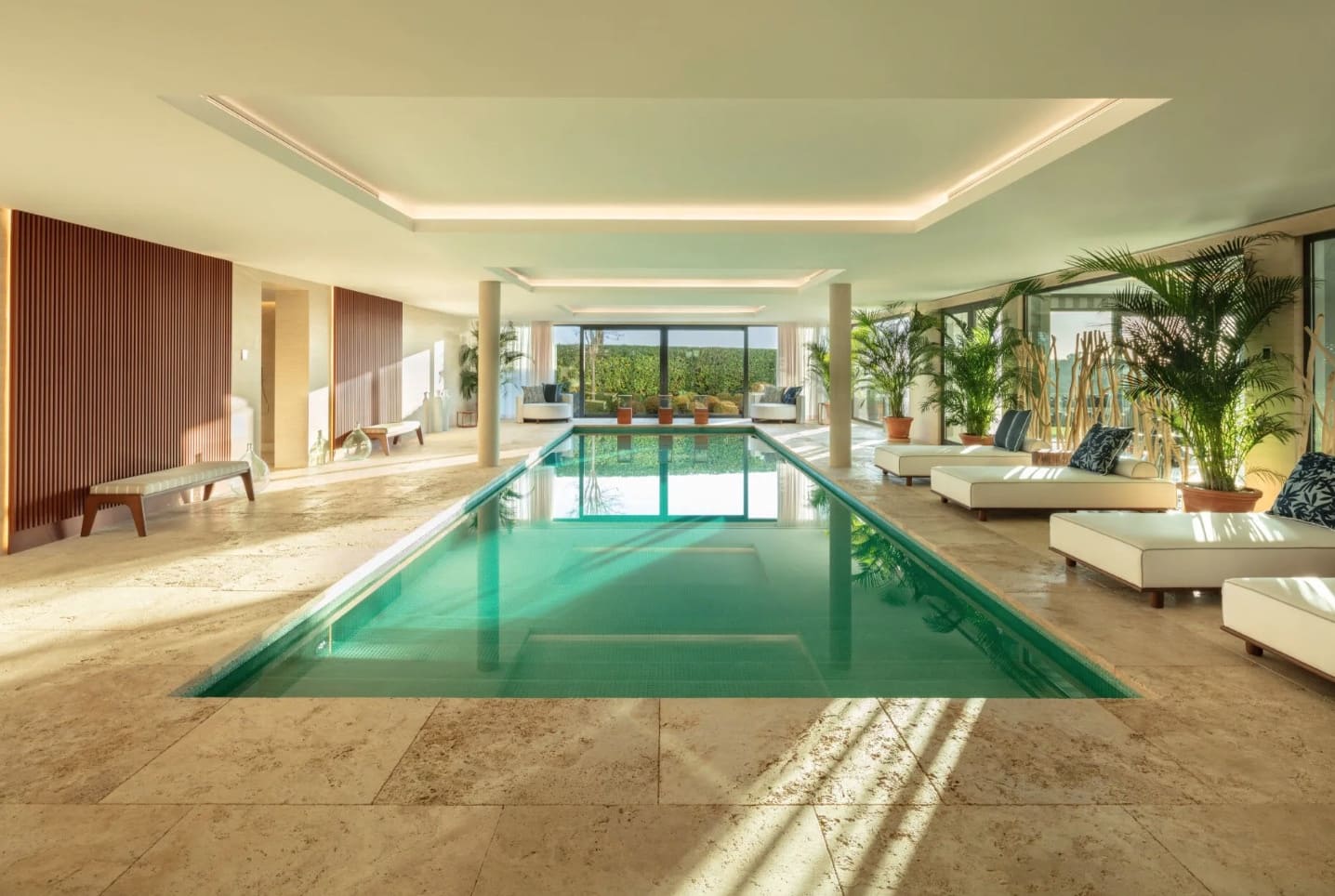 9 Zimmer Villa zu verkaufen in Marbella mit Pool Garage - 27.500.000 € (Ref: 8464347)