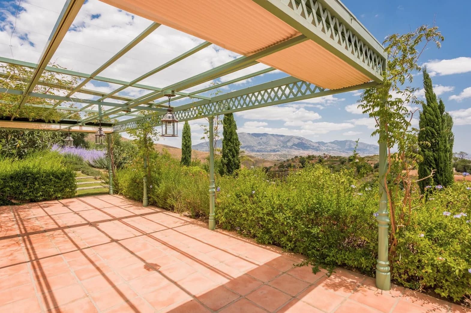 8 sypialnia Willa na sprzedaż w Marbella z basenem garażem - 4 500 000 € (Ref: 8464349)