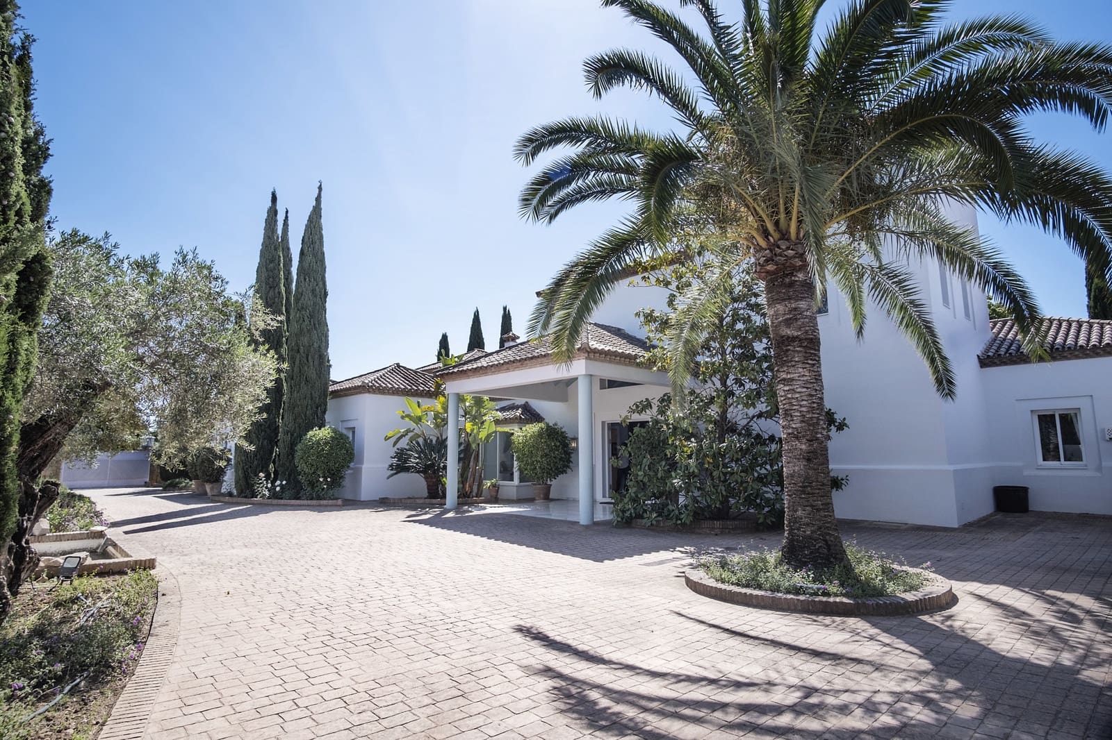 7 soveværelse Villa til salg i Guadalmina med swimmingpool garage - € 6.990.000 (Ref: 8464351)